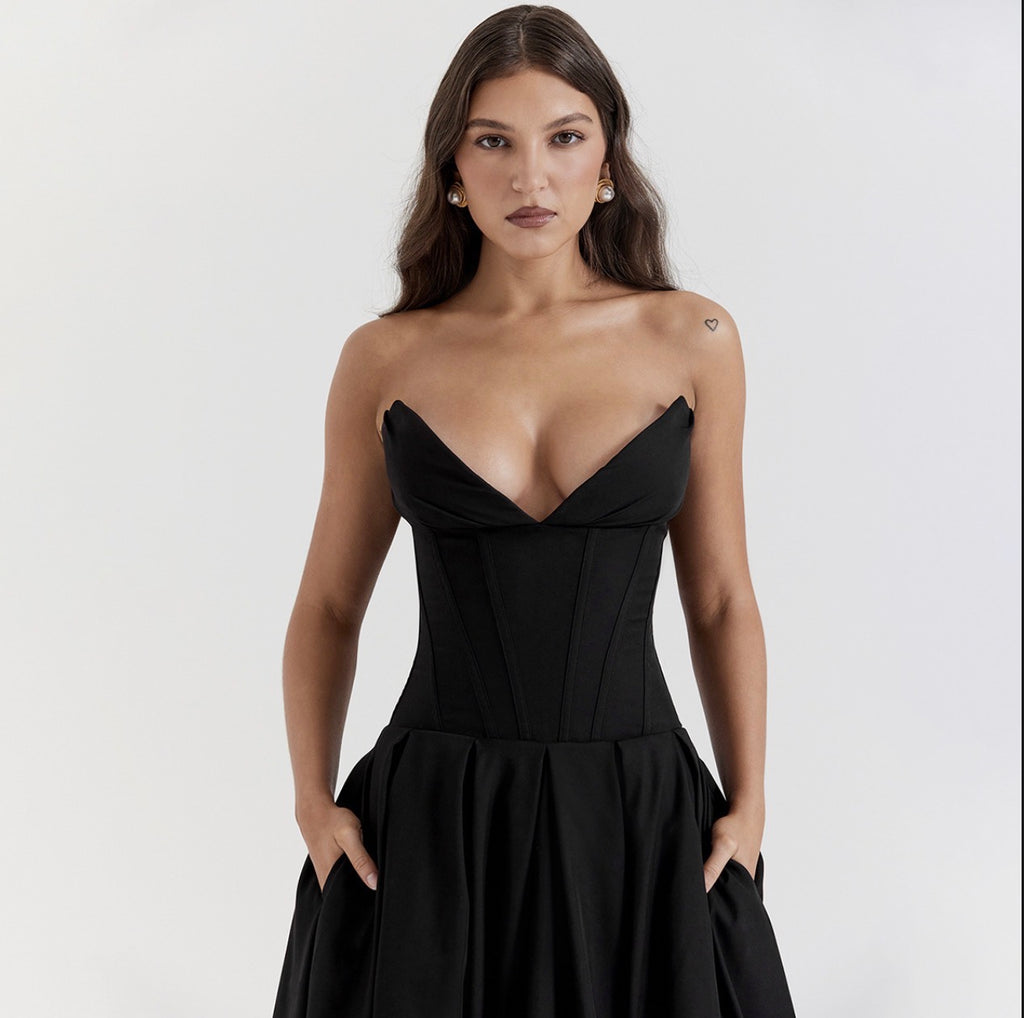 Long Skirt Strapless Skirt V Pointed Dress