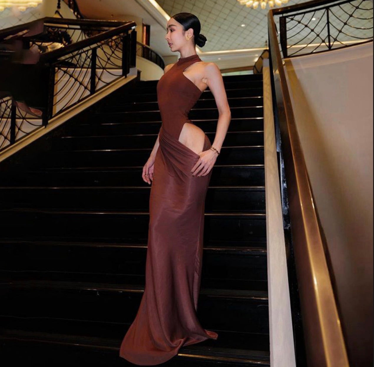 Round neck sleeveless slim stitching dress