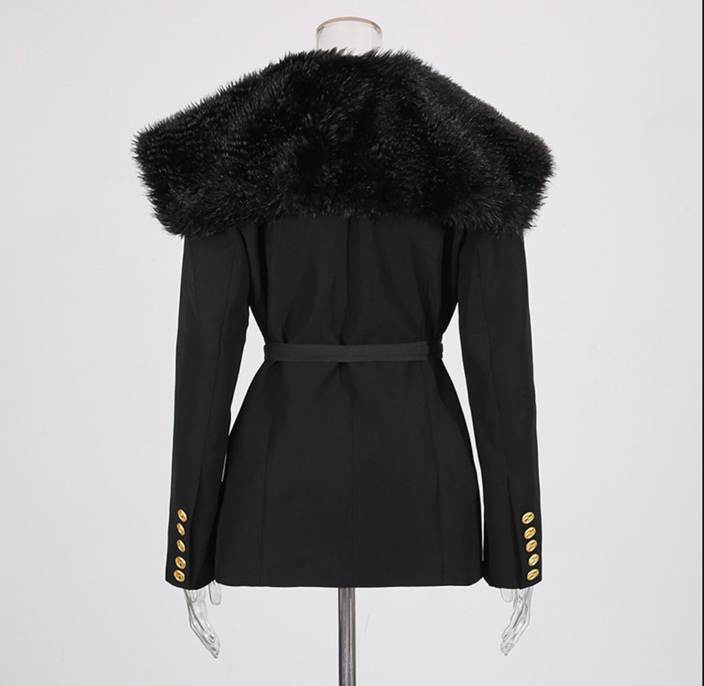 Waist Buckle Waist-Cinching Blazer