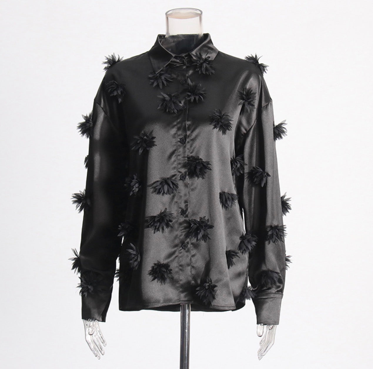 Three-Dimensional Flower Stitching Shirt