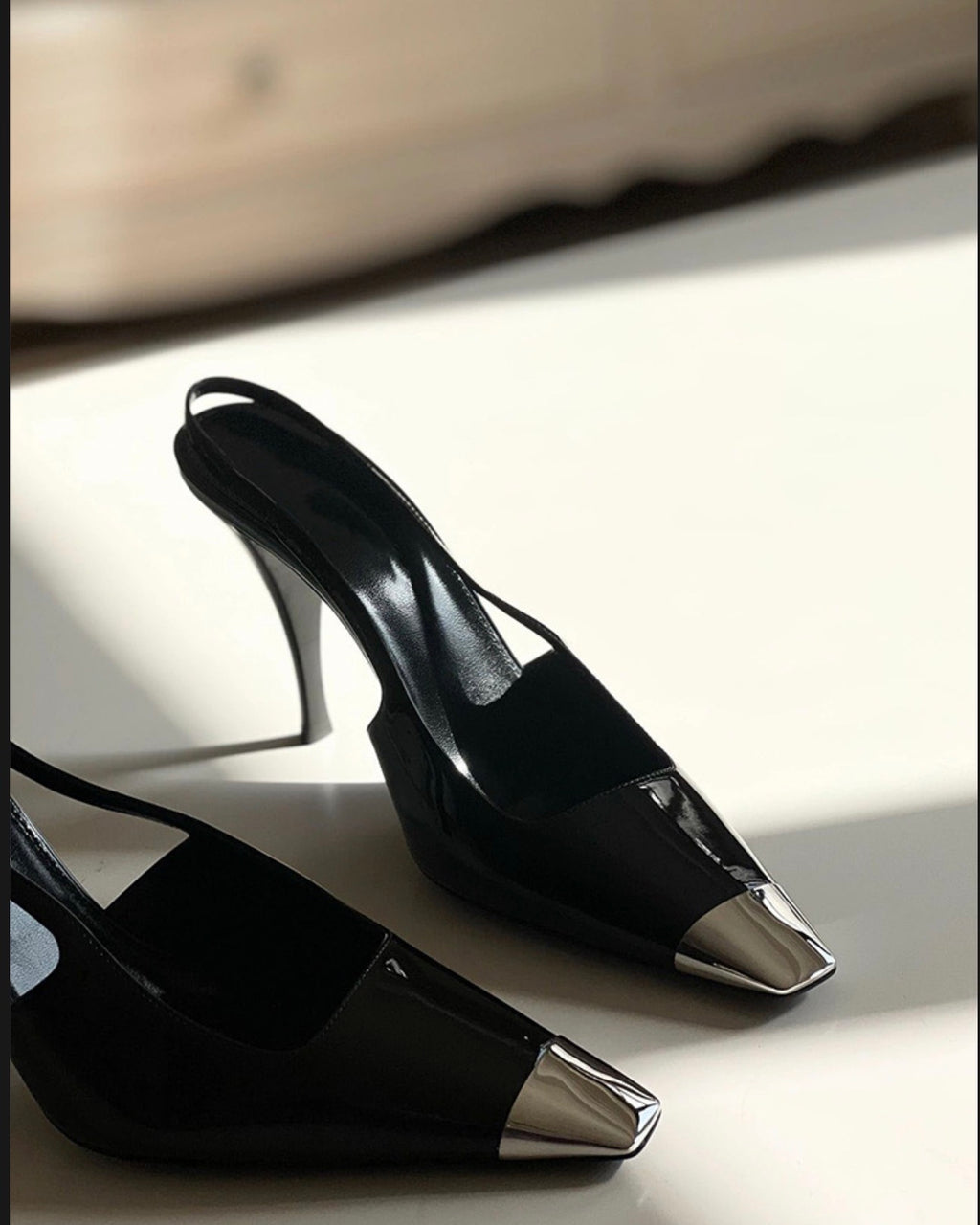Metal Square Toe Single-Strap Closed-Toe